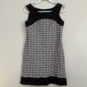 EUC like new black and white Tiana B dress size 10